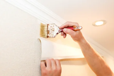 Pose de papier peint à Augan — revêtements muraux et toiles de verre